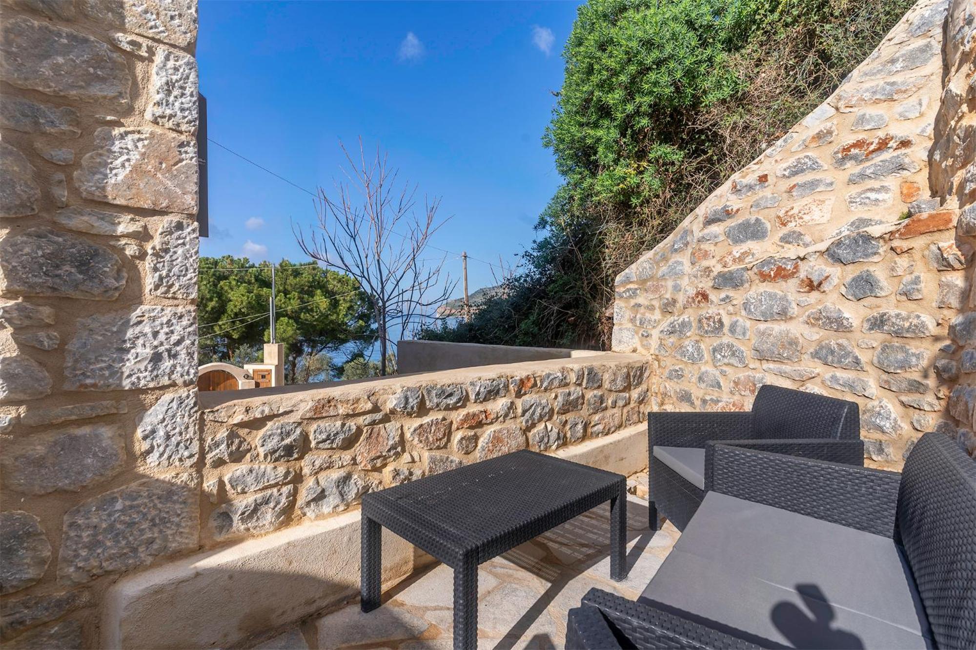 Вилла Vina'S Stone House Лимени Экстерьер фото